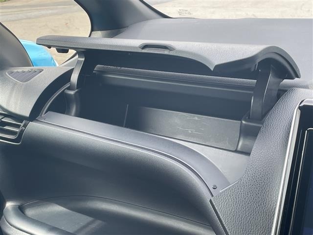 Toyota NOAH 2019 7014531-5