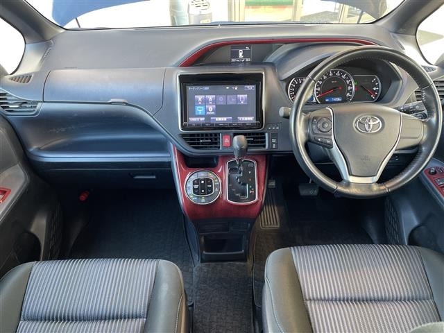 Toyota NOAH 2016 7014551-14