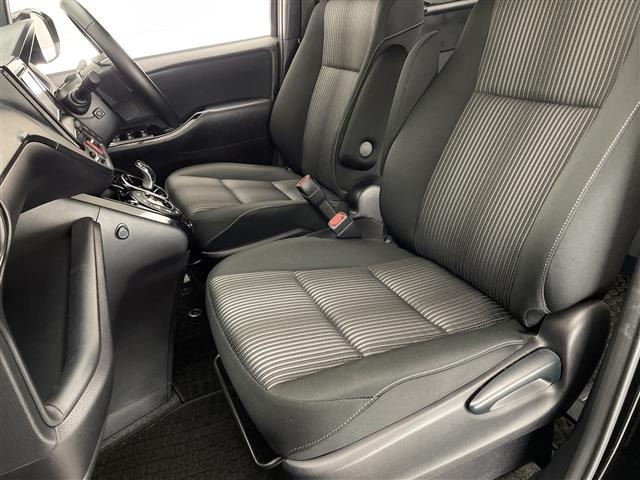 Toyota NOAH 2019 7014564-2