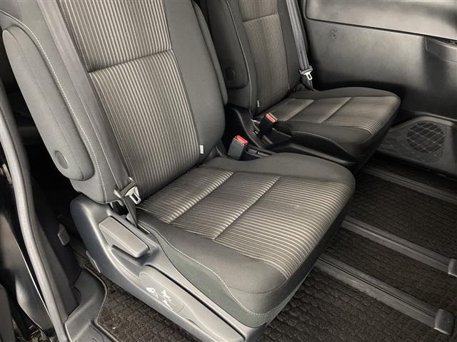 Toyota NOAH 2019 7014564-4