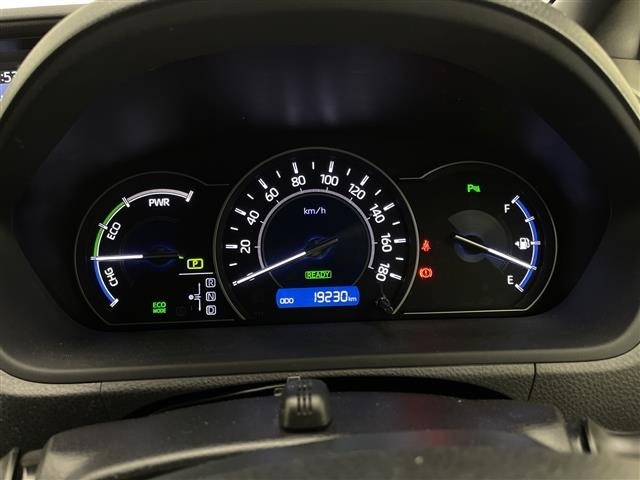 Toyota NOAH 2019 7014564-5