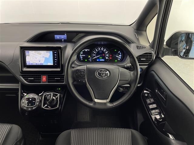 Toyota NOAH 2019 7014564-8