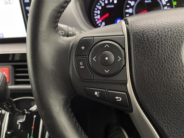 Toyota NOAH 2019 7014565-10