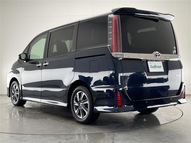 Toyota NOAH 2019 7014565-13
