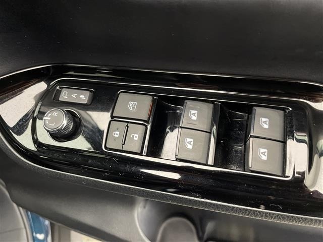 Toyota NOAH 2019 7014565-22