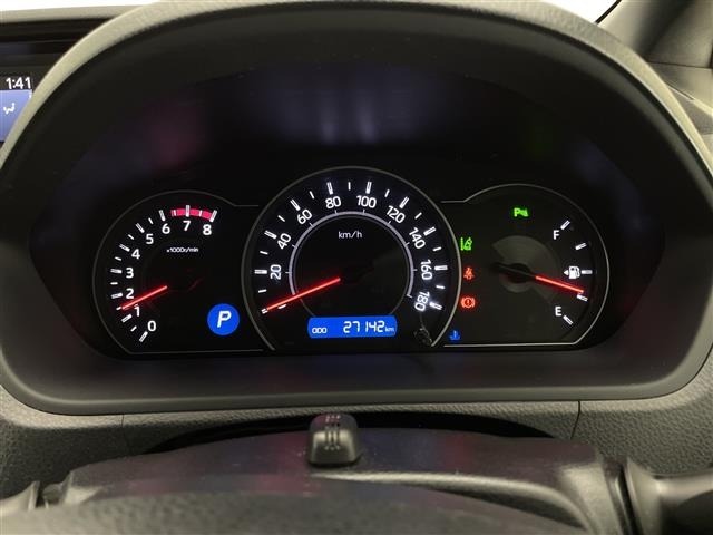 Toyota NOAH 2019 7014565-5