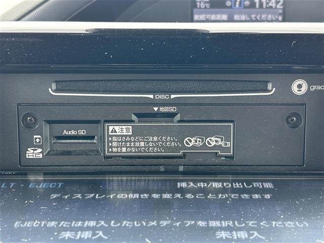 Toyota NOAH 2018 7014630-24