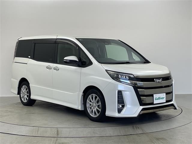 Toyota NOAH 2017 7014647-0