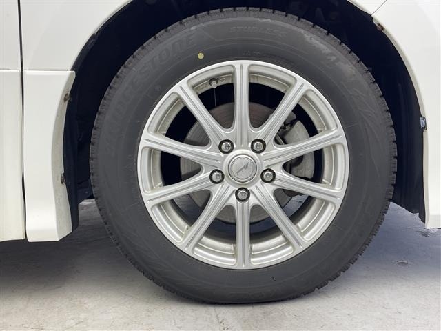 Toyota NOAH 2017 7014647-12