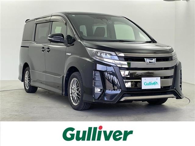 Toyota NOAH 2017 7014717-0