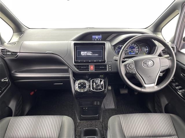 Toyota NOAH 2017 7014717-14