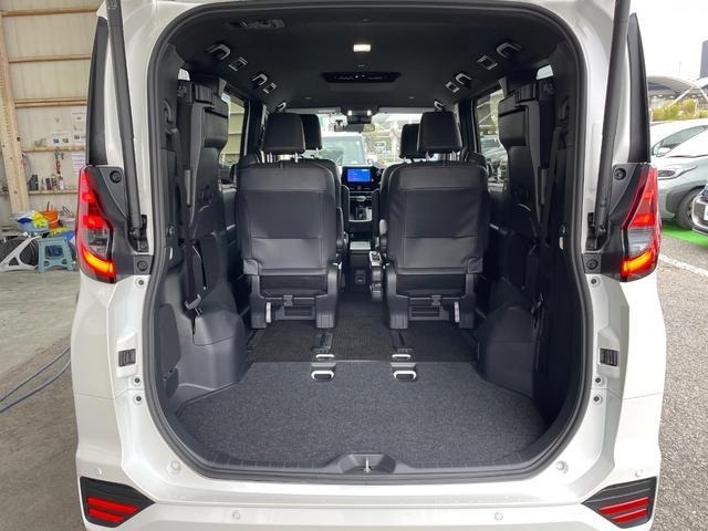 Toyota NOAH 2025 7014735-11