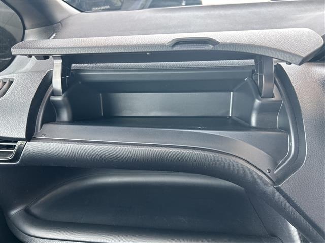 Toyota NOAH 2019 7014814-10