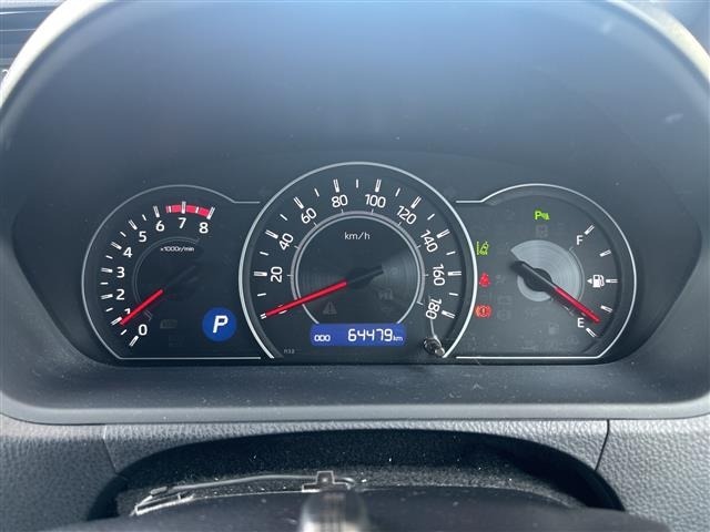 Toyota NOAH 2019 7014814-18