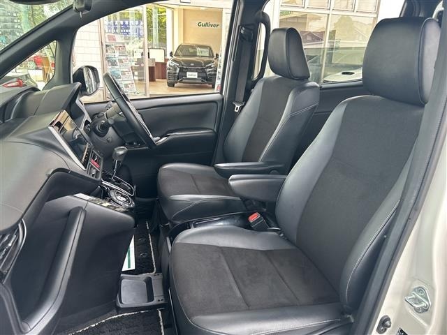 Toyota NOAH 2019 7014814-6