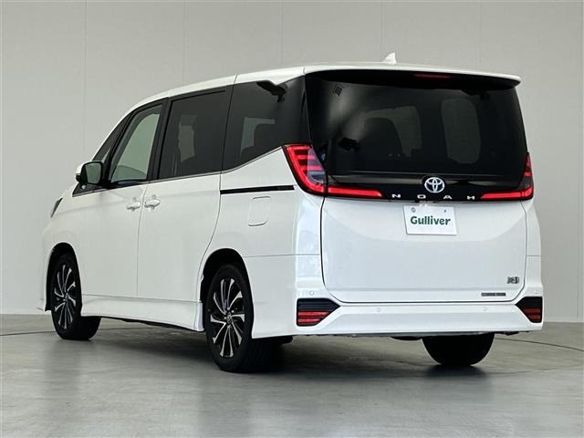 Toyota NOAH 2024 7014892-14