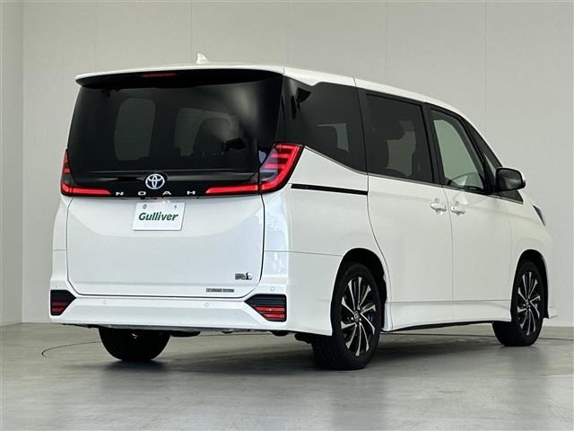 Toyota NOAH 2024 7014892-15