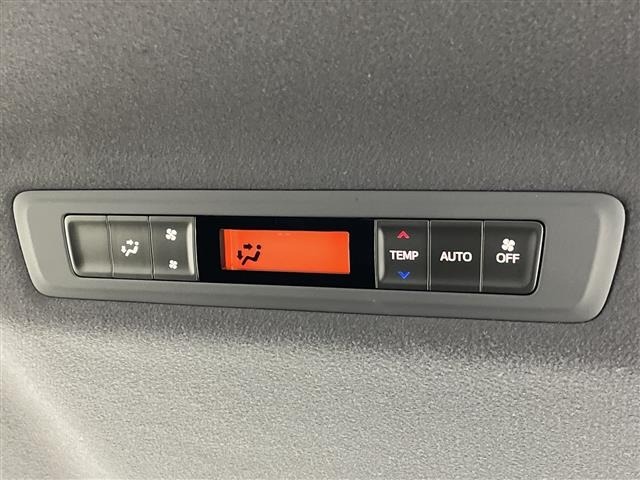Toyota NOAH 2020 7014944-12