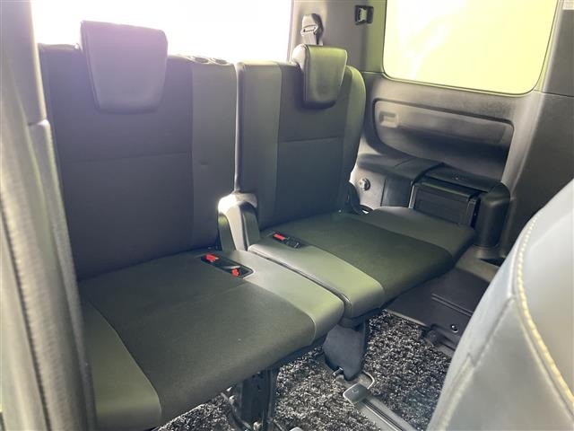 Toyota NOAH 2020 7014944-6