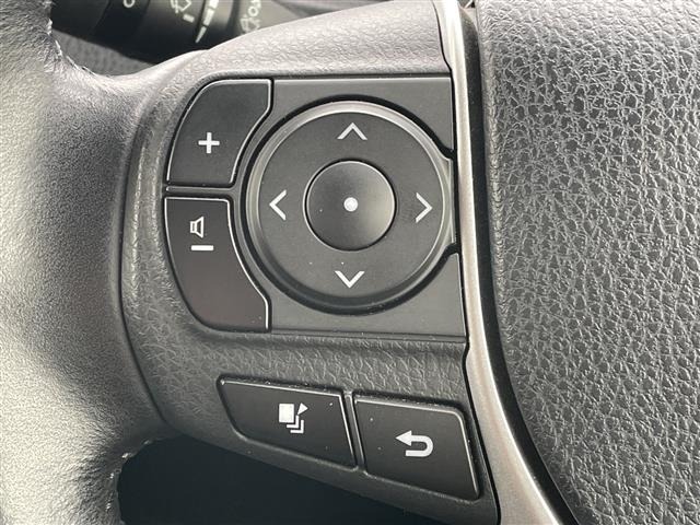 Toyota NOAH 2017 7014969-12