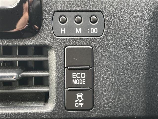 Toyota NOAH 2017 7014969-19