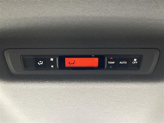 Toyota NOAH 2017 7014969-8