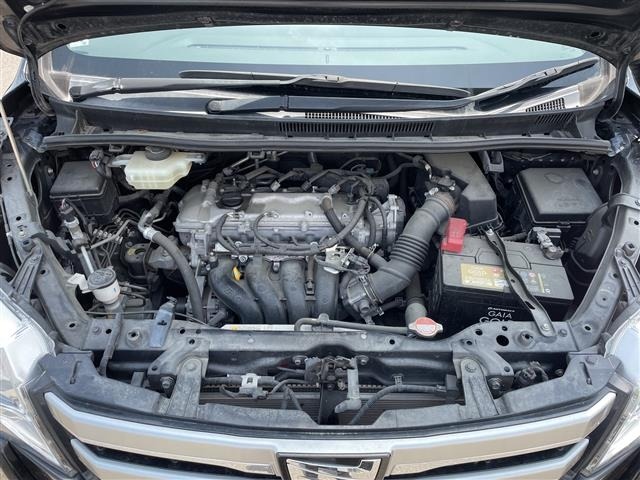 Toyota NOAH 2015 7015003-15