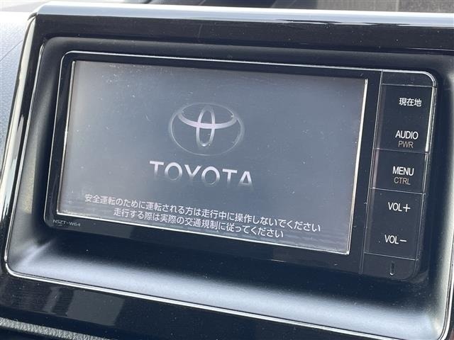 Toyota NOAH 2015 7015003-18