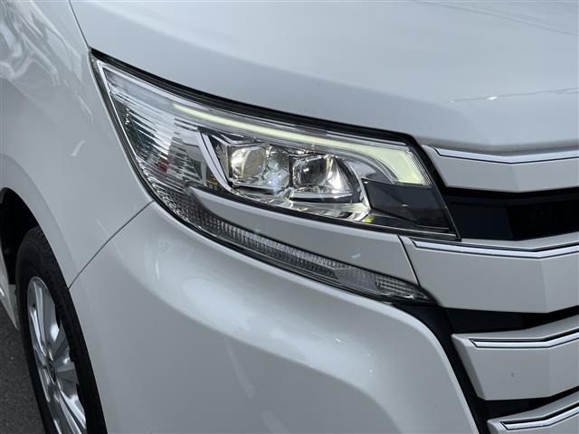 Toyota NOAH 2020 7015010-14