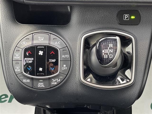 Toyota NOAH 2020 7015010-4