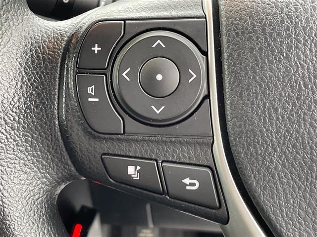 Toyota NOAH 2020 7015010-5