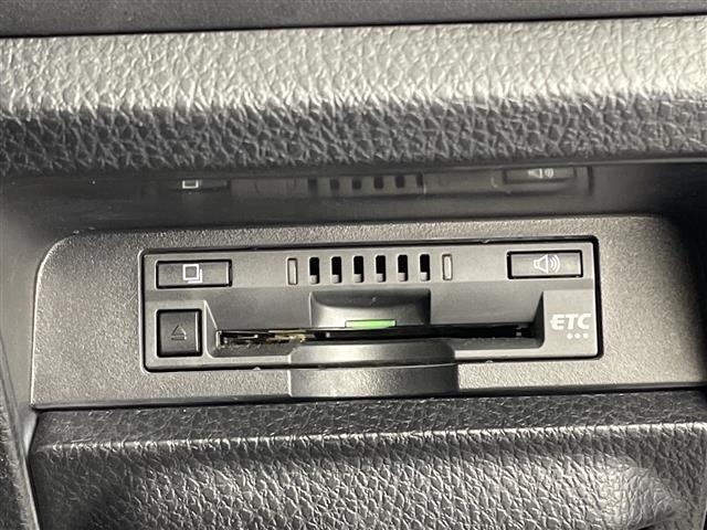 Toyota NOAH 2019 7015017-3