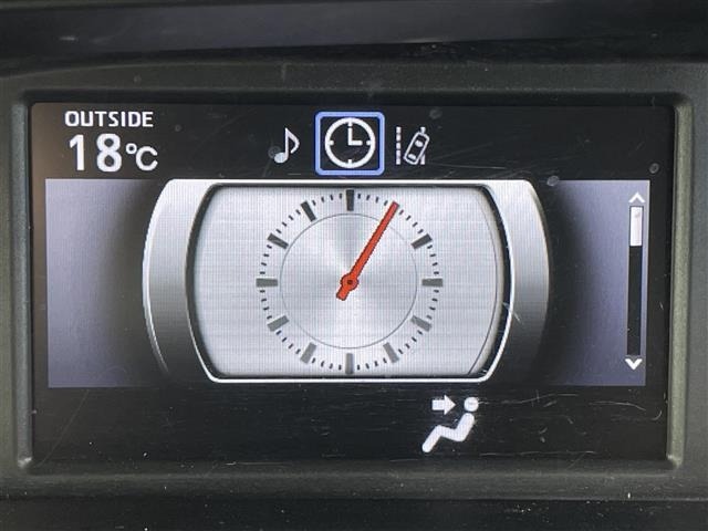 Toyota NOAH 2021 7015042-21