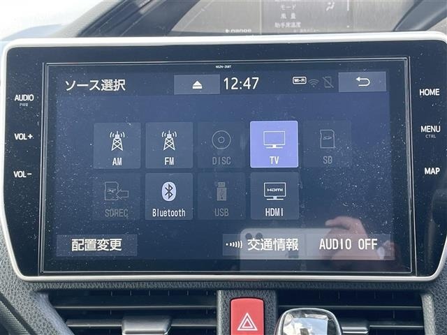 Toyota NOAH 2021 7015042-23