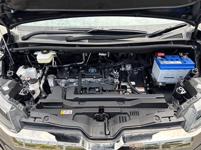 Toyota NOAH 2022 7015073-14