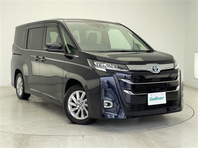 Toyota NOAH 2022 7015100-0
