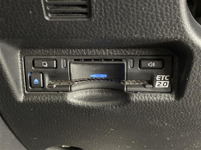 Toyota NOAH 2022 7015100-20