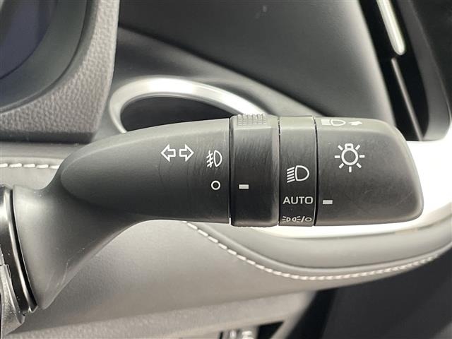 Toyota NOAH 2025 7015102-12