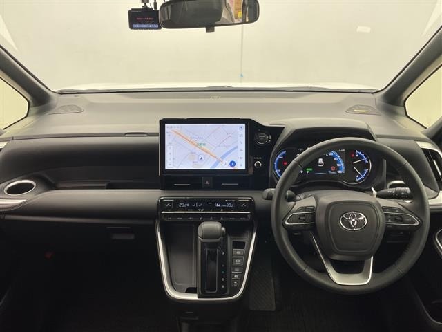 Toyota NOAH 2025 7015102-15