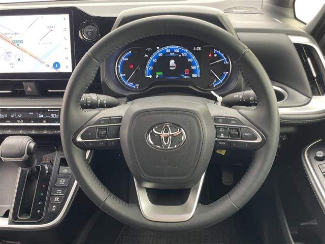Toyota NOAH 2025 7015102-5
