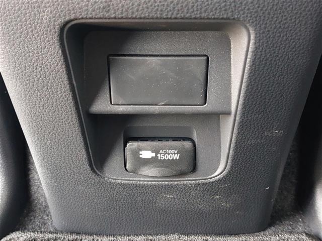 Toyota NOAH 2024 7015121-28
