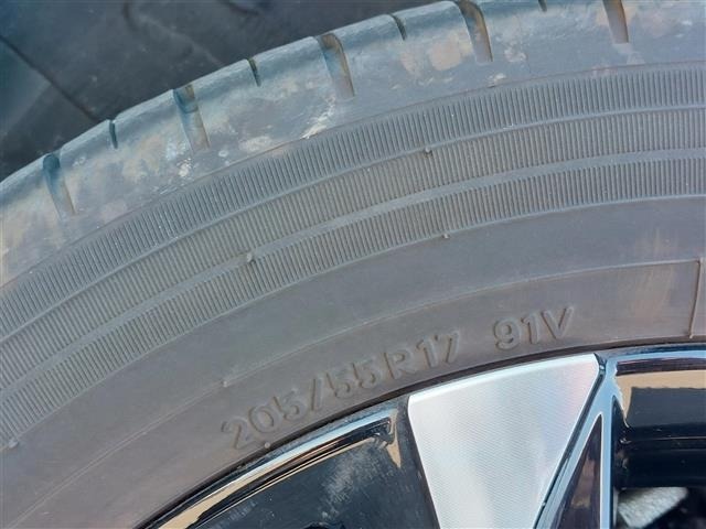 Toyota NOAH 2024 7015121-5