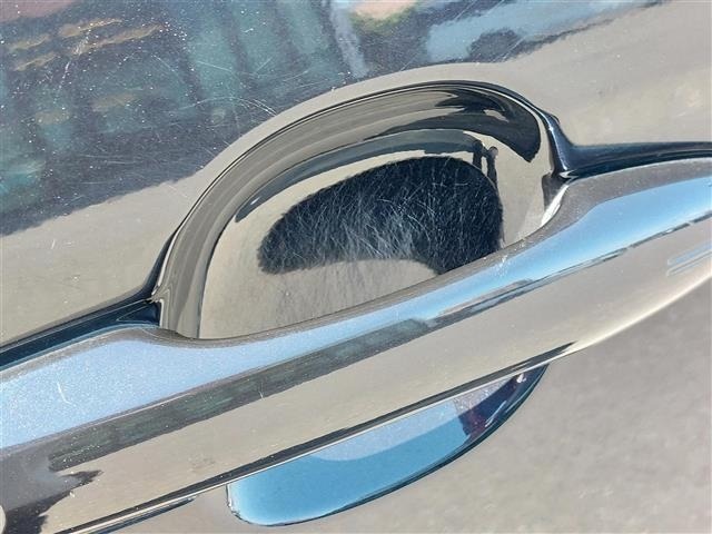 Toyota NOAH 2024 7015121-6