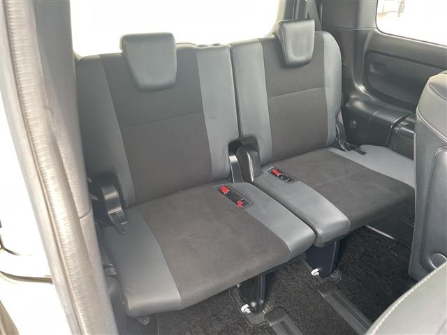 Toyota NOAH 2019 7015147-11