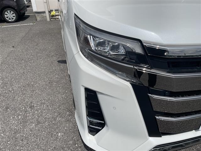 Toyota NOAH 2019 7015147-13