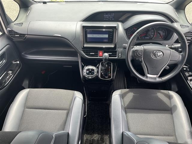 Toyota NOAH 2019 7015147-15