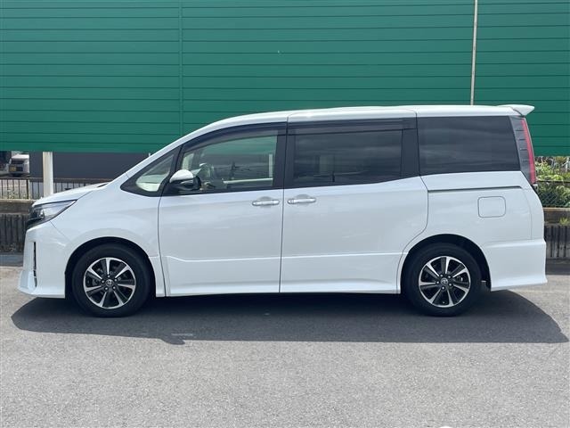 Toyota NOAH 2019 7015147-2