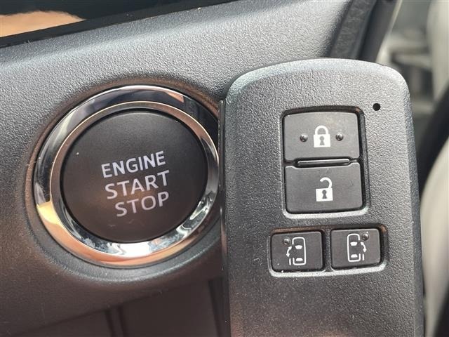 Toyota NOAH 2019 7015147-8