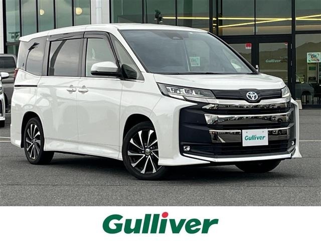 Toyota NOAH 2022 7015173-0