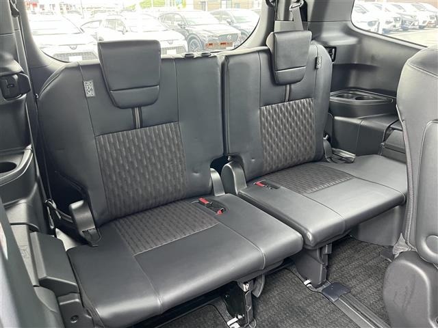Toyota NOAH 2022 7015173-12